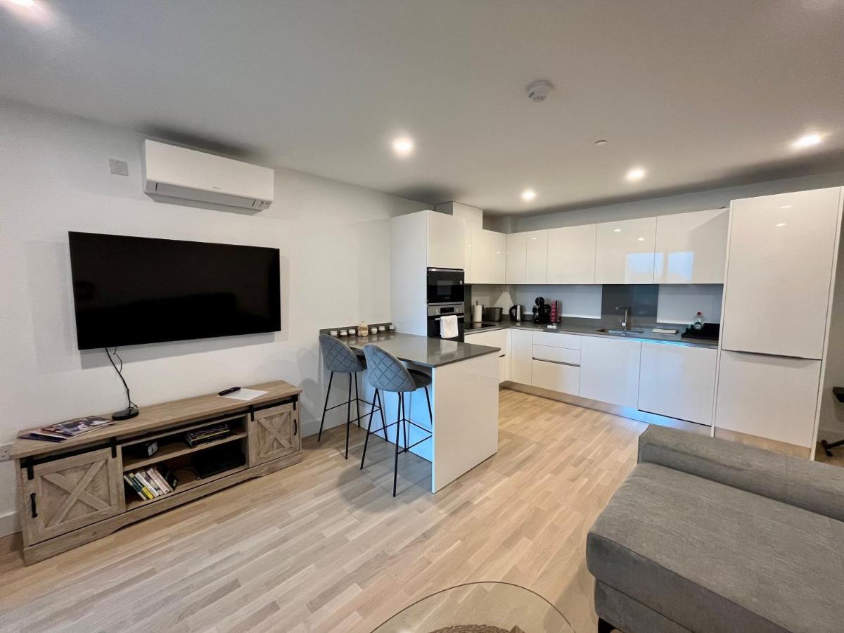 Modern Apartment With Spa And Pool Gibraltar Eksteriør bilde